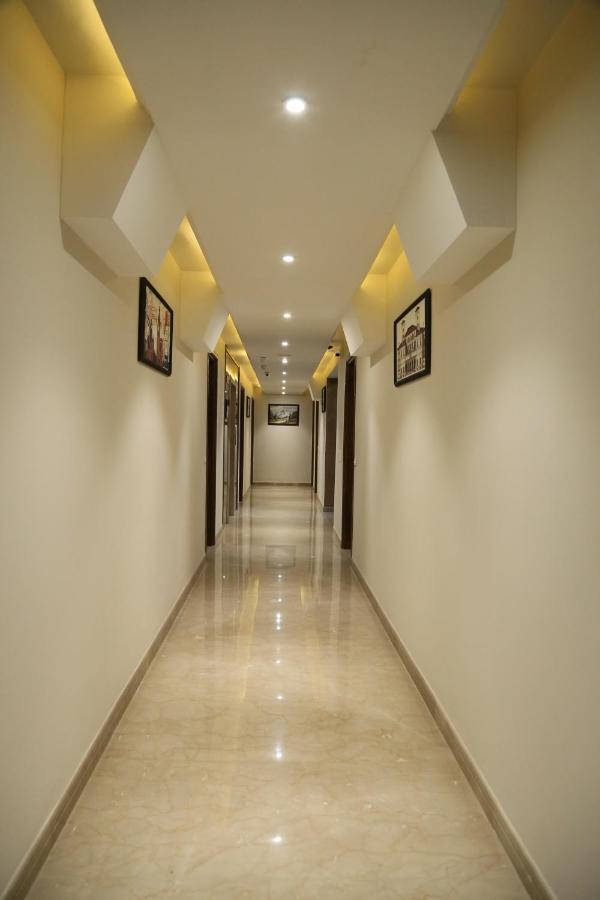 Hotel Magic Tree Karol Bagh Metro Station New Delhi Extérieur photo
