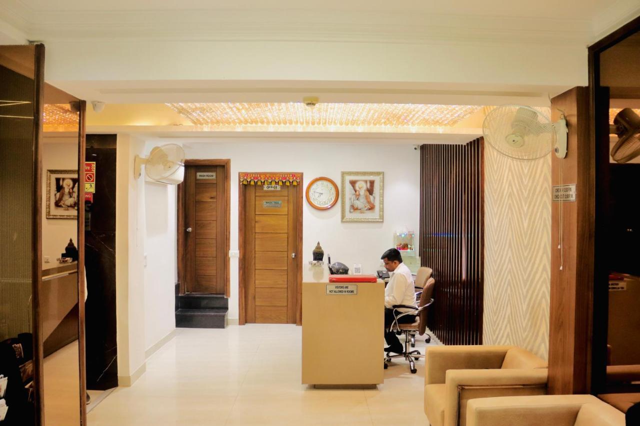 Hotel Magic Tree Karol Bagh Metro Station New Delhi Extérieur photo