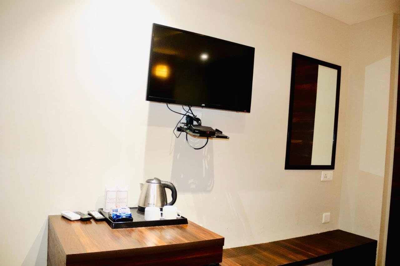 Hotel Magic Tree Karol Bagh Metro Station New Delhi Extérieur photo